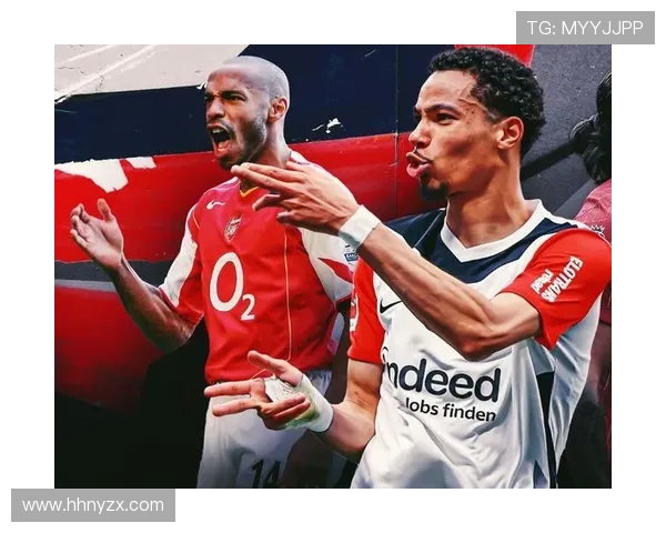 阿森纳球迷高呼幕后英雄贝尔塔微笑回应展现转会大师风范